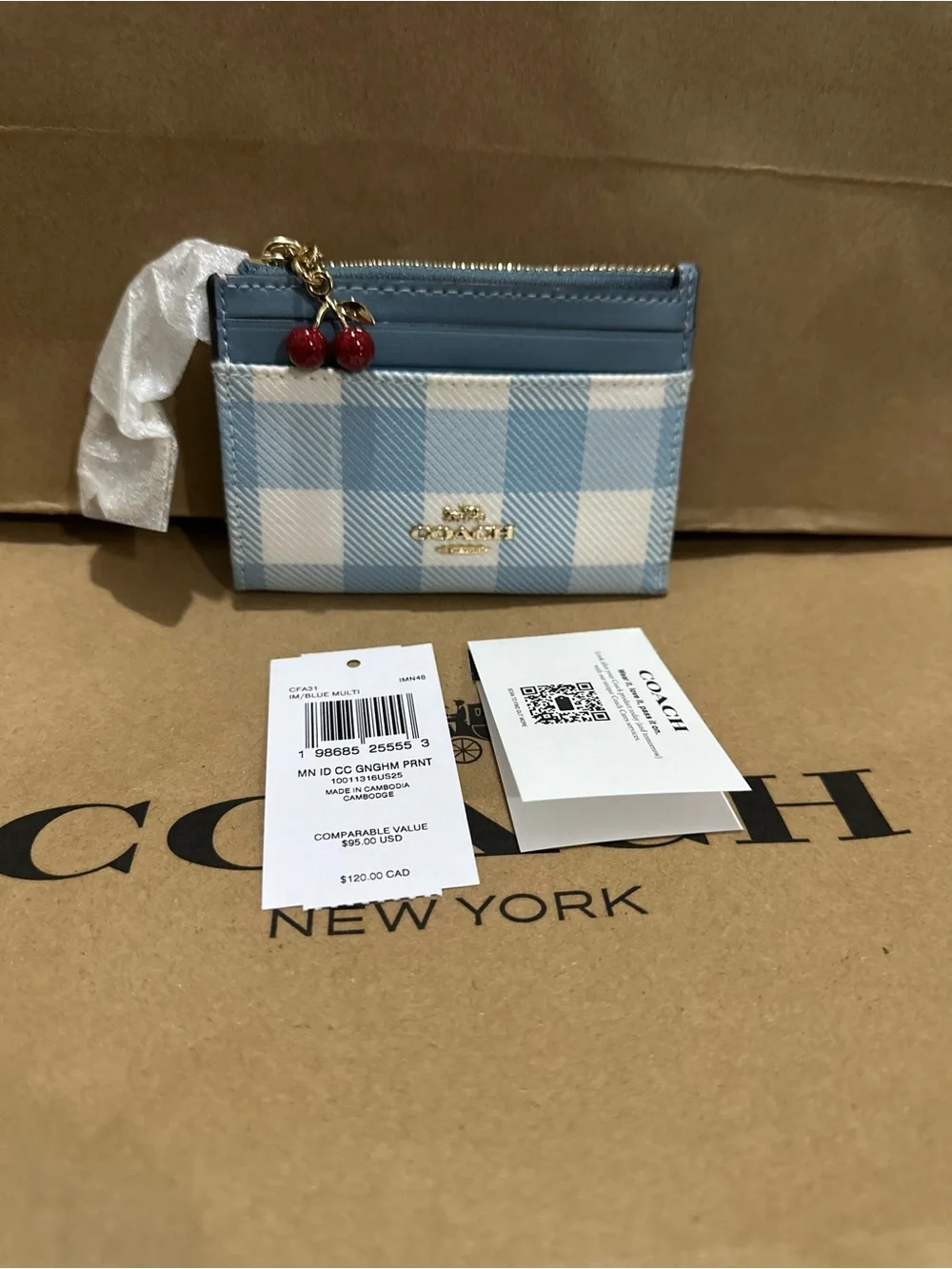 🍒🍒NWT Coach Mini Skinny Id Card Case With Gingham Print Cherry Charm Blue CFA31